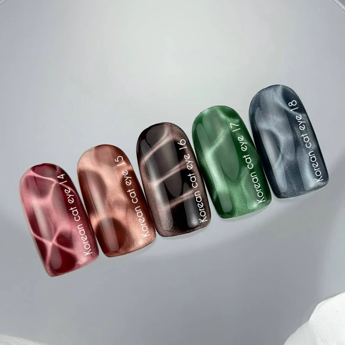 NAILSOFTHEDAY Korean cat eye 18