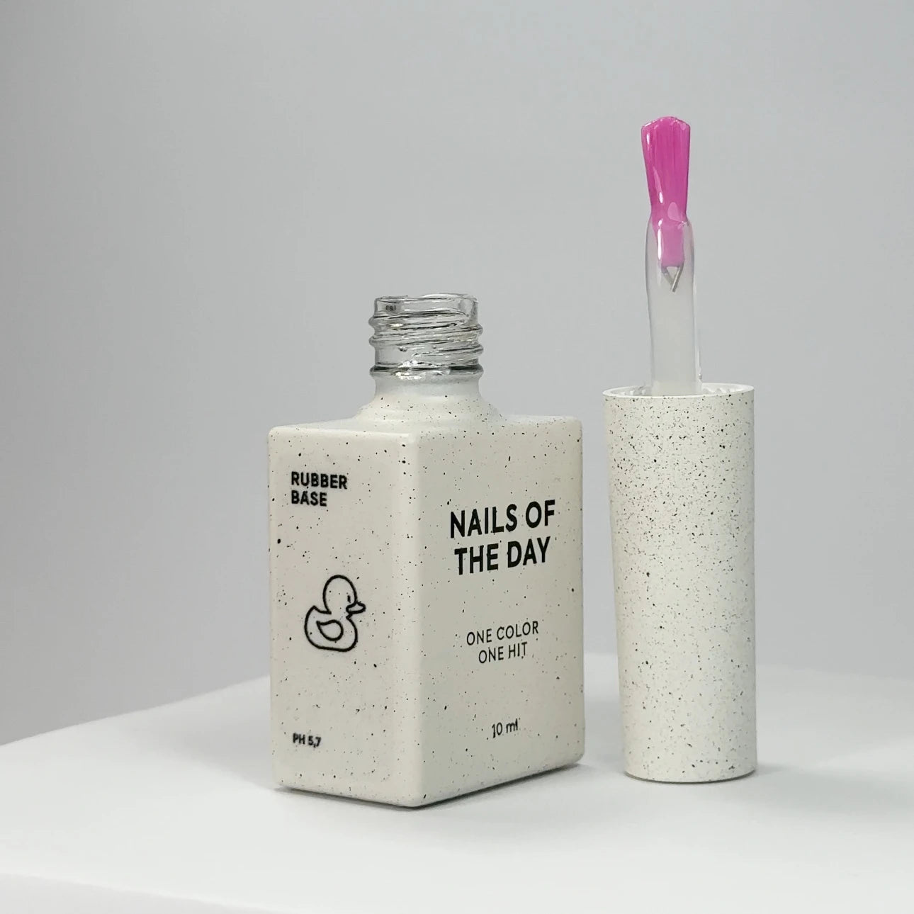 NAILSOFTHEDAY Rubber base – rubber base for nails, 10 ml