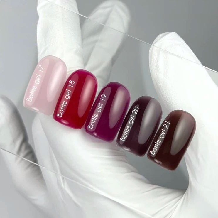 NAILSOFTHEDAY Bottle Gel 21 – koude bruine ultrasterke gel, 10 ml