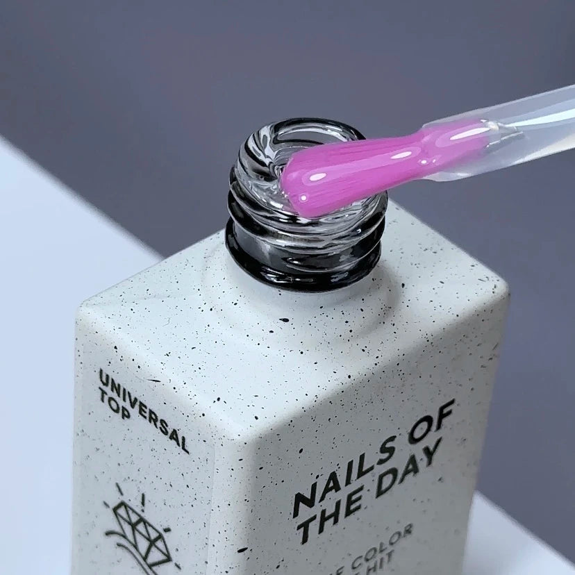 NAILSOFTHEDAY Universal Top — glossy no-wipe top coat with minimal UV filters, 1