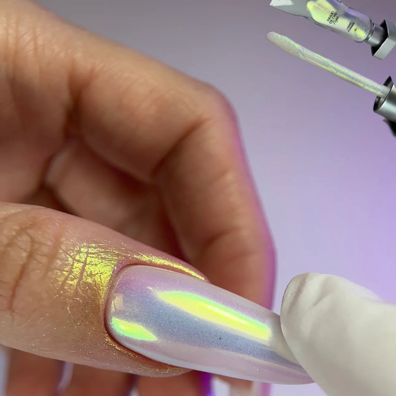 Liquid powder 02 — liquid rub with iridescence from green to red-pink for nails,