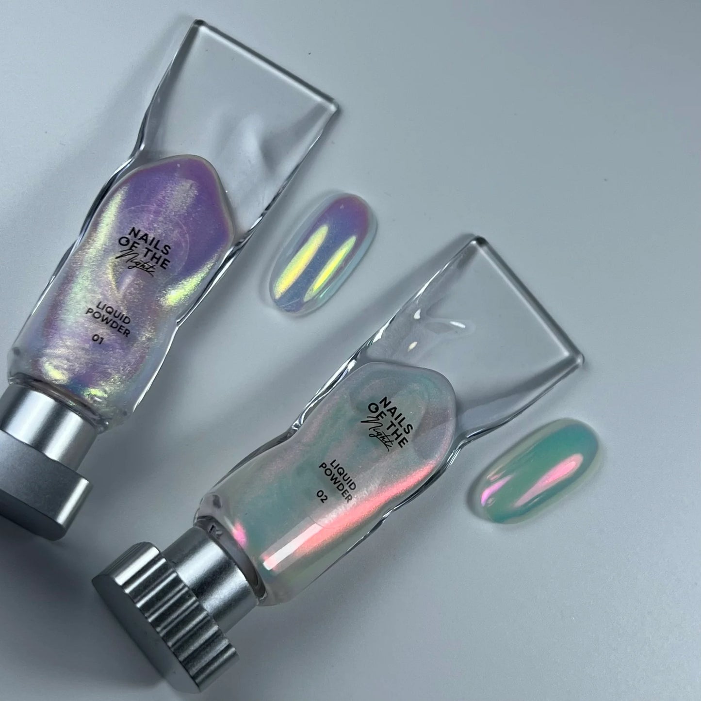 Liquid powder 02 — liquid rub with iridescence from green to red-pink for nails,